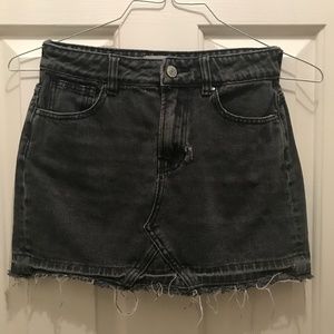 Pac Sun Black Denim Skirt - Size 24